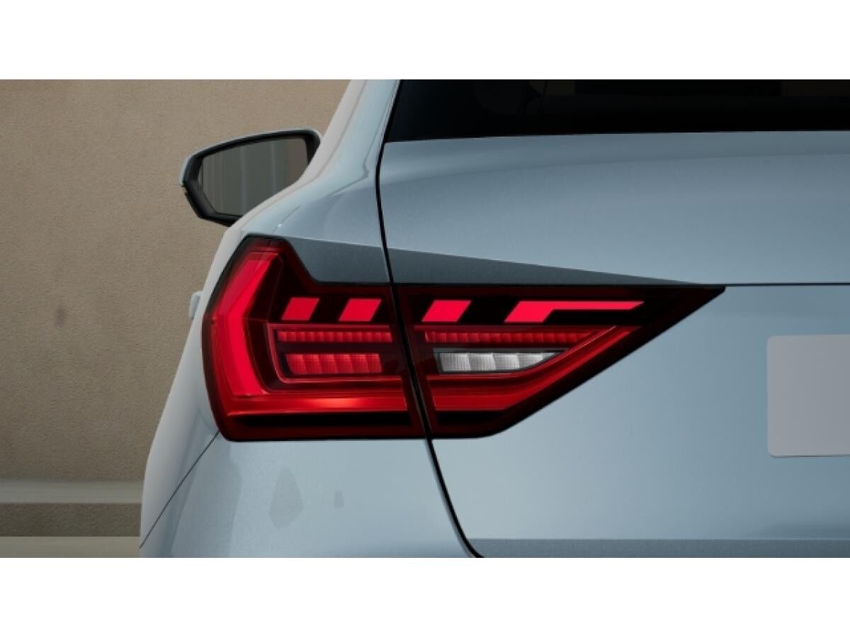 Audi A1 Sportback advanced S tronic