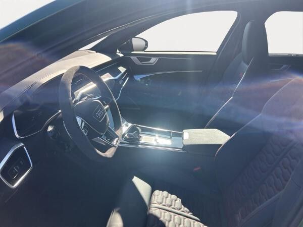 Audi RS6 RS 6 Avant Performance (OU) 630 PS *B&O Soundsystem*Panorama*Head-up* * Standheizung *