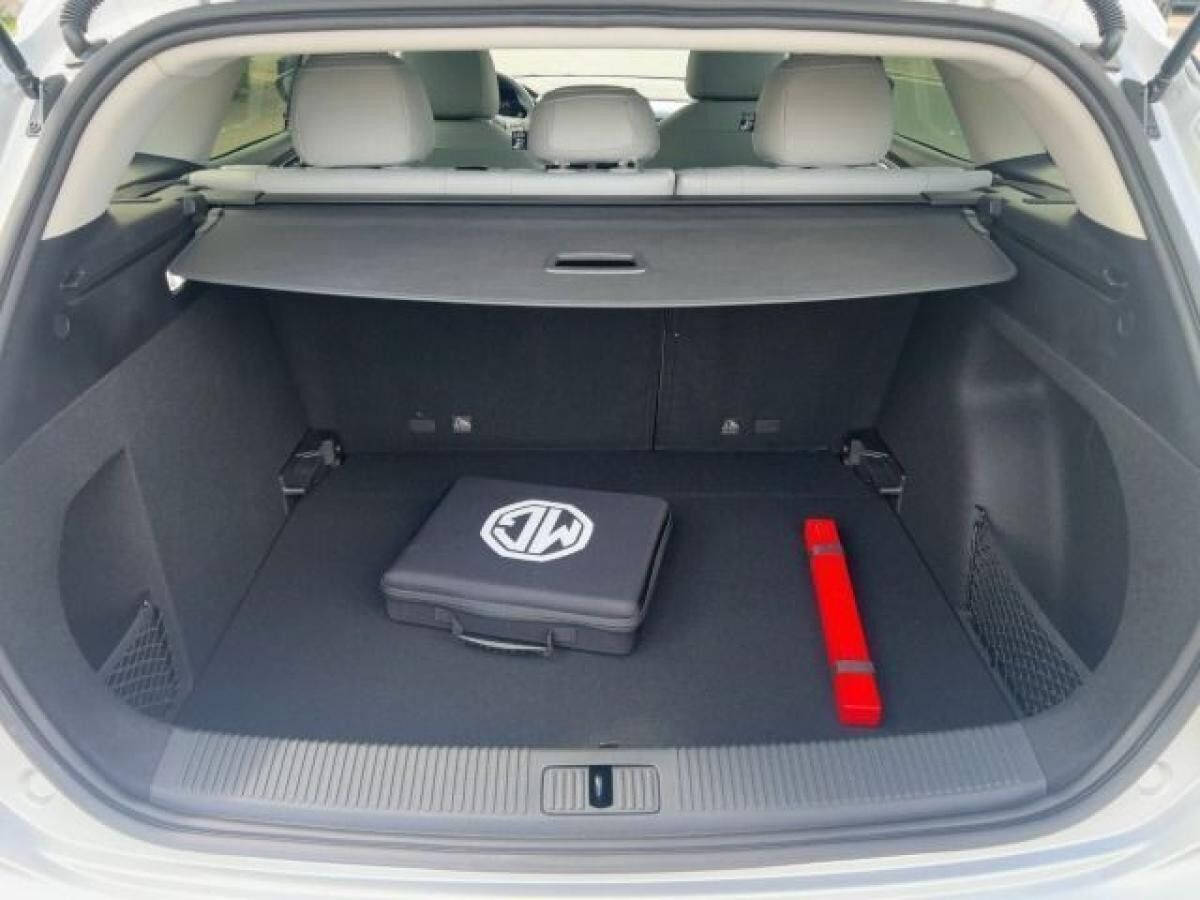 MG MG5 5 Luxury max. Reichweite LEDER+17"+360 Grad