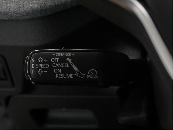 Skoda Kamiq Selection 1,5 TSI *RFK LED SHZ KLIMA NAVI*