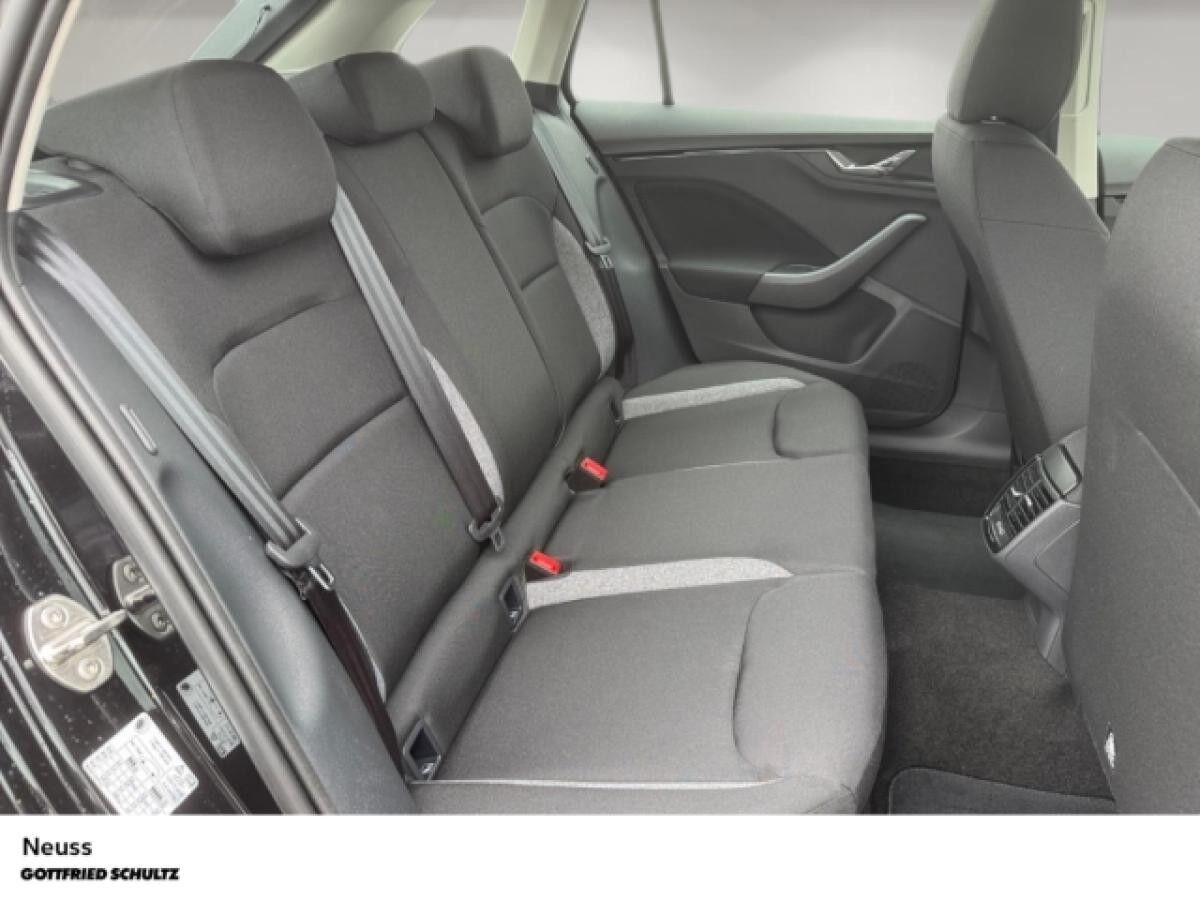 Skoda Scala ESSENCE 1.0 TSI 95 PS 5-Gang (Neuss)
