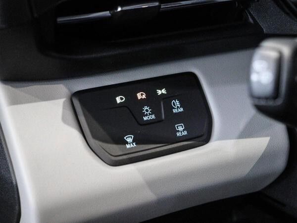 Ford Explorer RWD 77KWH 286PS 19" FAP ** AKTION **