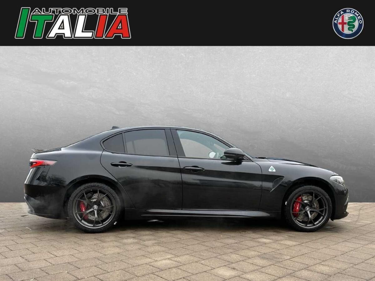 Alfa Romeo Giulia QUADRIFOGLIO MY25 - SOFORT VERFÜGBAR