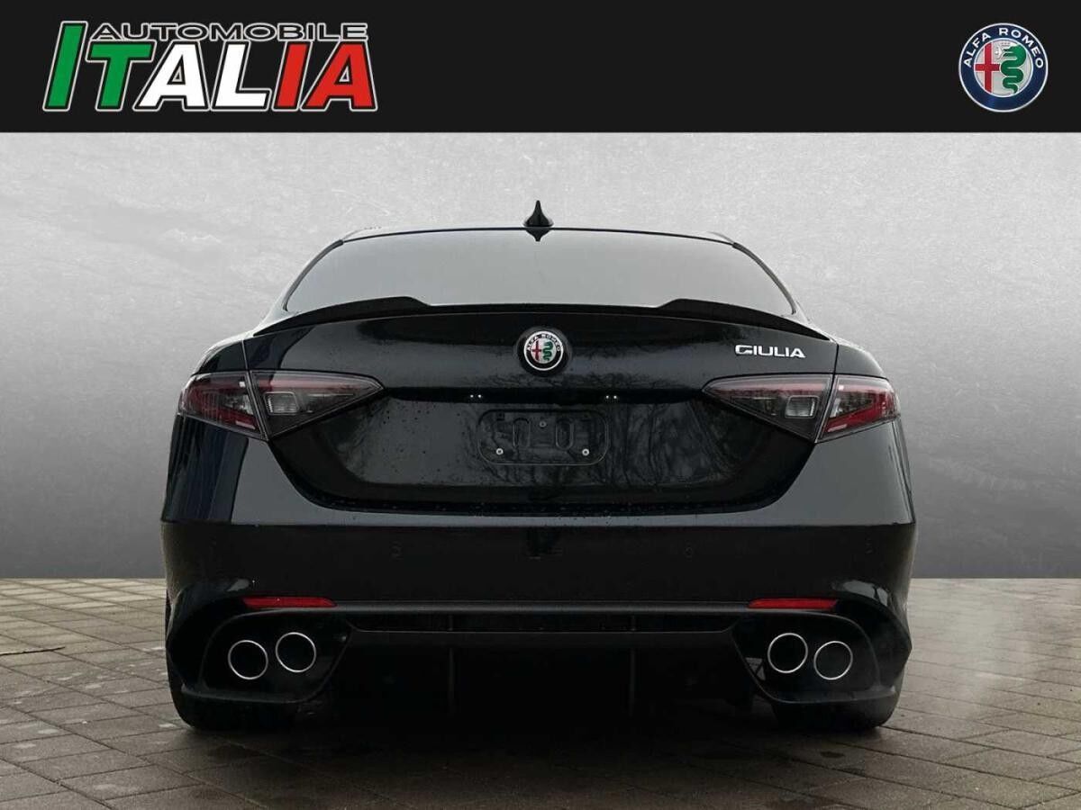 Alfa Romeo Giulia QUADRIFOGLIO MY25 - SOFORT VERFÜGBAR