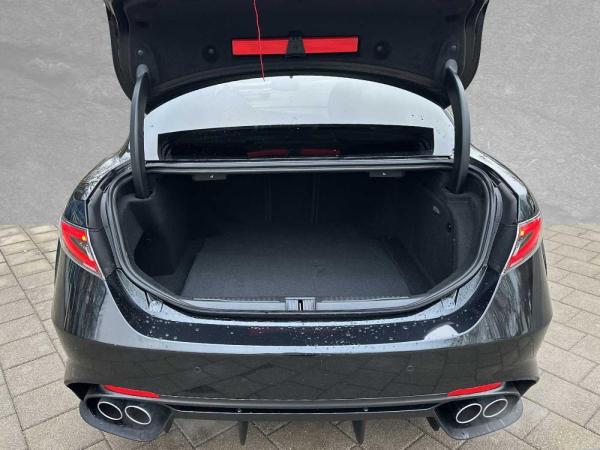 Alfa Romeo Giulia QUADRIFOGLIO MY25 - SOFORT VERFÜGBAR