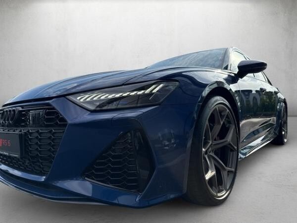 Audi RS6 Avant performance quattro tiptronic