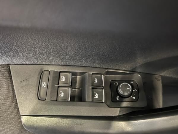 Volkswagen Taigo R-Line 1.5 TSI DSG **AHK, Navi, 'IQ.DRIVE'**