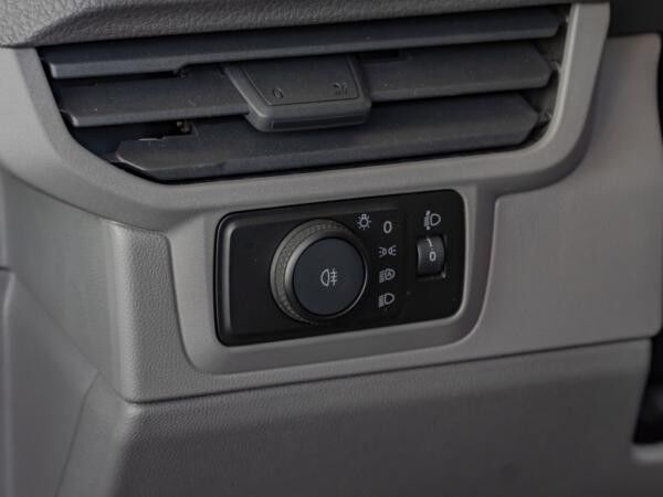 Volkswagen Transporter T7 LR **Sonderleasing** mit Regalsystem