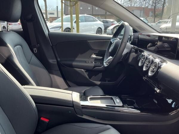 Mercedes-Benz A 200 Progressive Multibeam-LED Rückfahrkamera