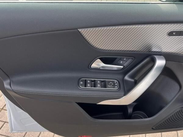 Mercedes-Benz A 200 Progressive Multibeam-LED Rückfahrkamera