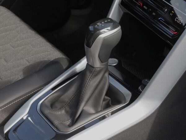 Volkswagen T-Roc Life 2.0 l TDI SCR DSG Goal VLW