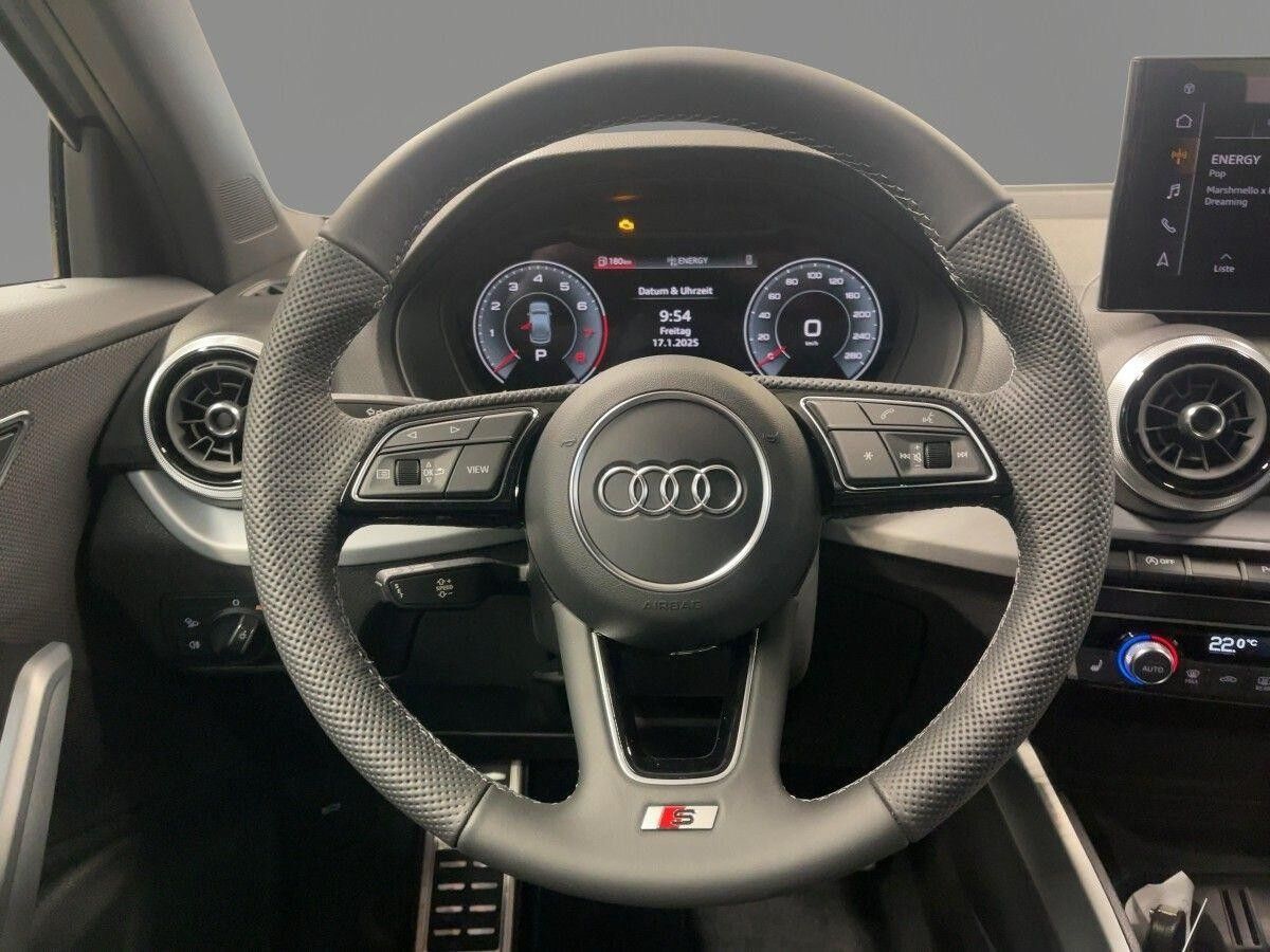 Audi Q2 S line 35 TFSI Matrix Kamera virtual