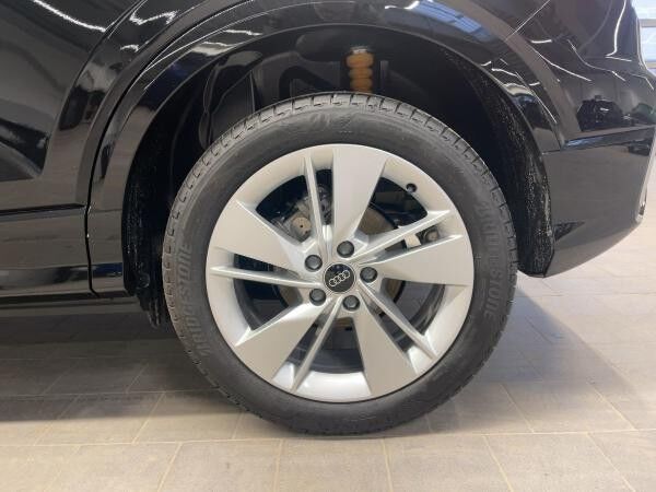 Audi Q2 S line 35 TFSI Matrix Kamera virtual