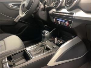 Audi Q2 S line 35 TFSI Matrix Kamera virtual