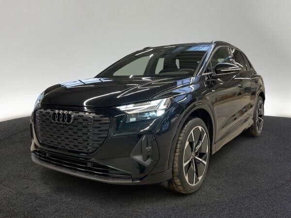 Audi Q4 e-tron 45 quattro Pano Matrix Kamera AHK Navi ACC