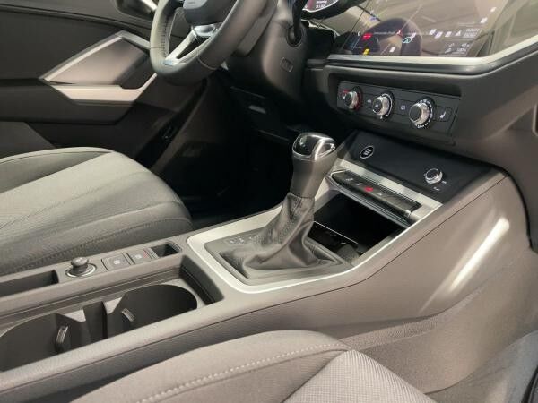 Audi Q3 S line 40 TDI quattro Kamera AHK Navi LED virtual