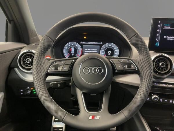 Audi Q2 S line 35 TFSI Matrix Kamera Teilleder virtual