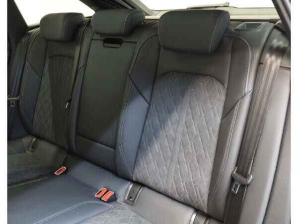 Audi S6 Avant TDI quattro UPE: 121.400,- €