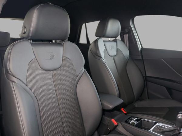 Audi Q2 S line 35 TFSI