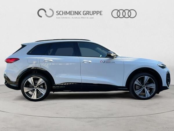 Audi Q5 SUV TDI quattro S-Line Tech Pro HUD AAS
