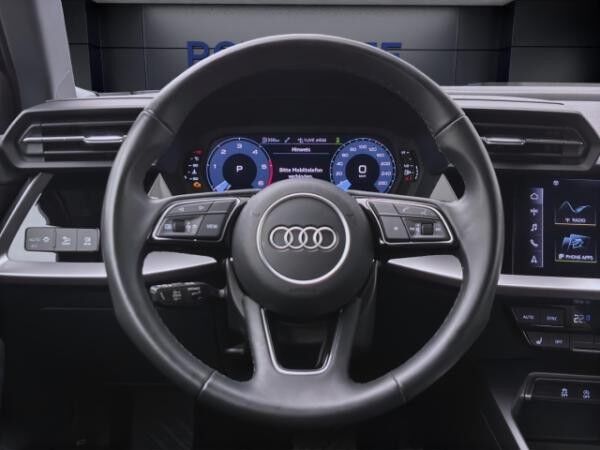 Audi A3 Limousine 30 TDI ADVANCED PDC KAMERA AHK GRA