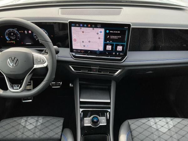 Volkswagen Tiguan R-Line 2.0 TDI DSG Kamera Navi AHK Matrix-LED ACC