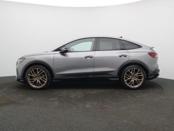 Audi Q4 e-tron Q4 Sportback S-Line 50 quattro Edition one /Pano