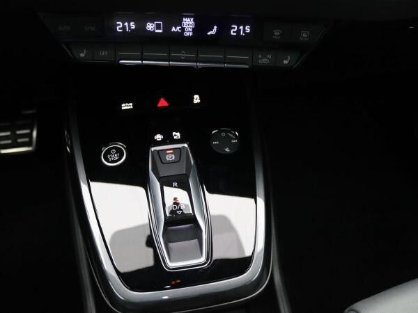 Audi Q4 e-tron Q4 Sportback S-Line 50 quattro Edition one /Pano