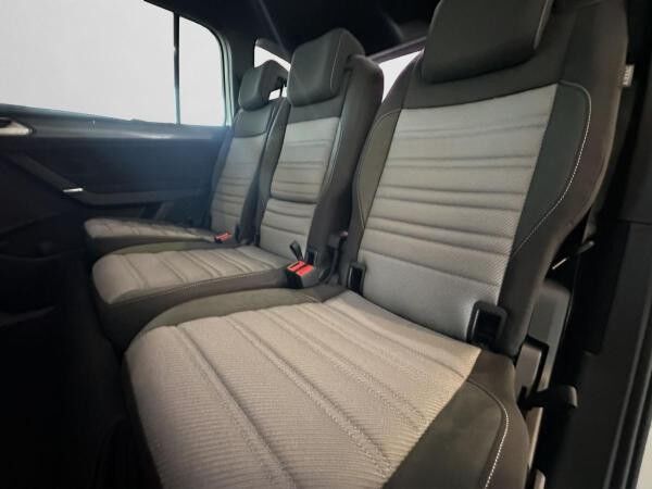 Volkswagen Touran Highline 2.0 TDI DSG *R LINE *7-SITZER