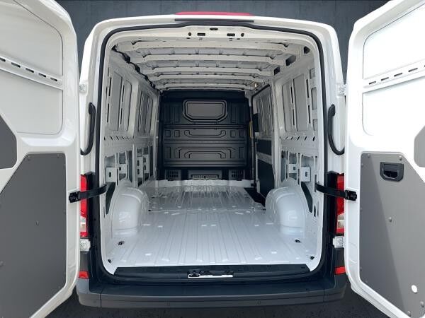 Volkswagen Crafter 35 Kasten MR TDI Heckflügeltür PDC