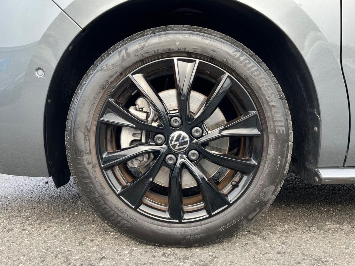 Volkswagen Multivan Lang Life DSG/ Pano, Standh, AHK