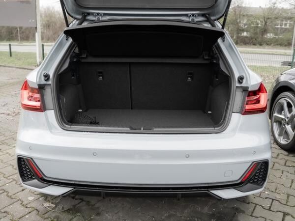 Audi A1 Sportback 35 TFSI 	 2 x S line ACC LED Navi Klima Sonos LM18