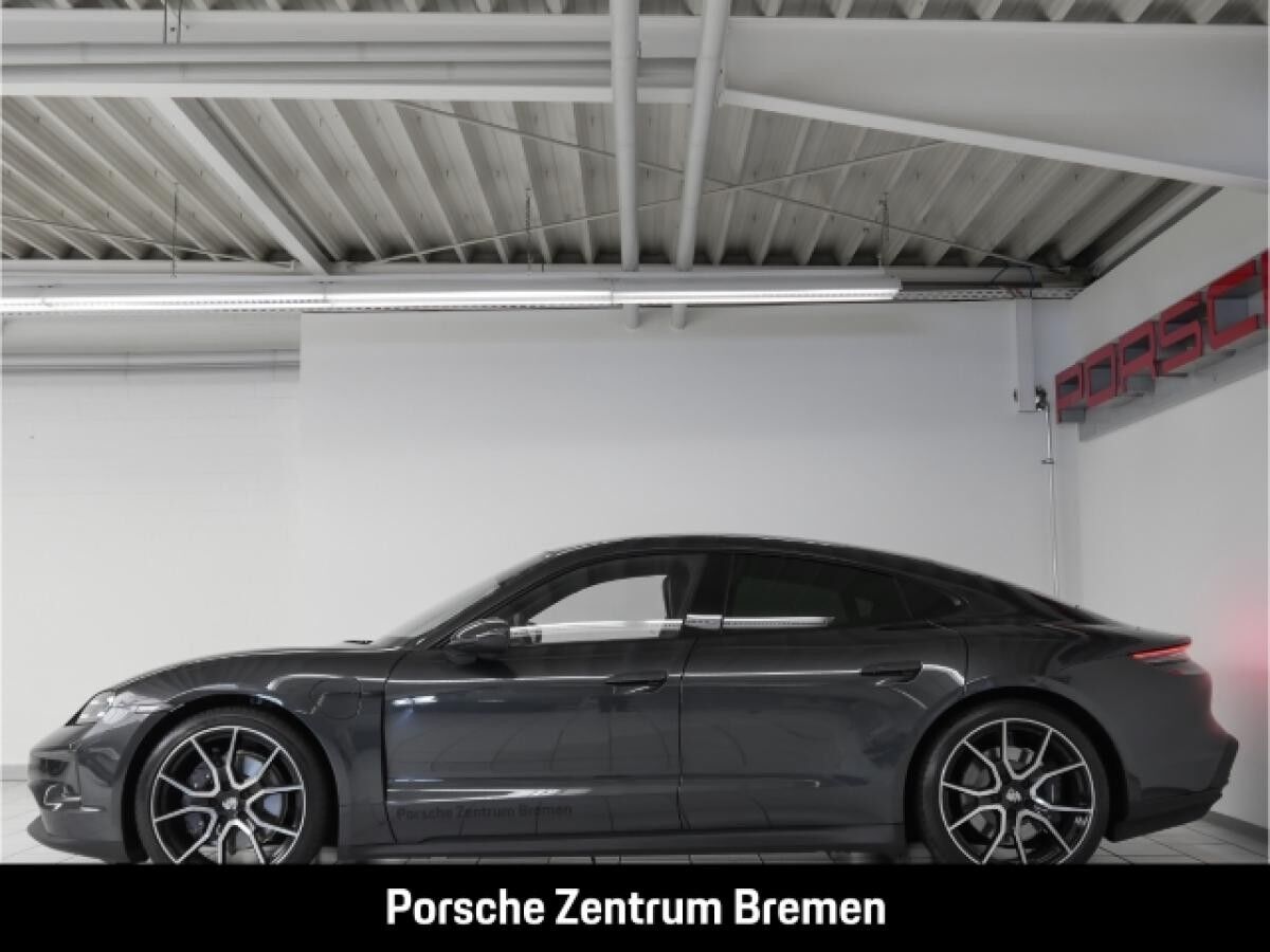 Porsche Taycan Pano Memory Sitze Bose LED ACC El. Heckklappe