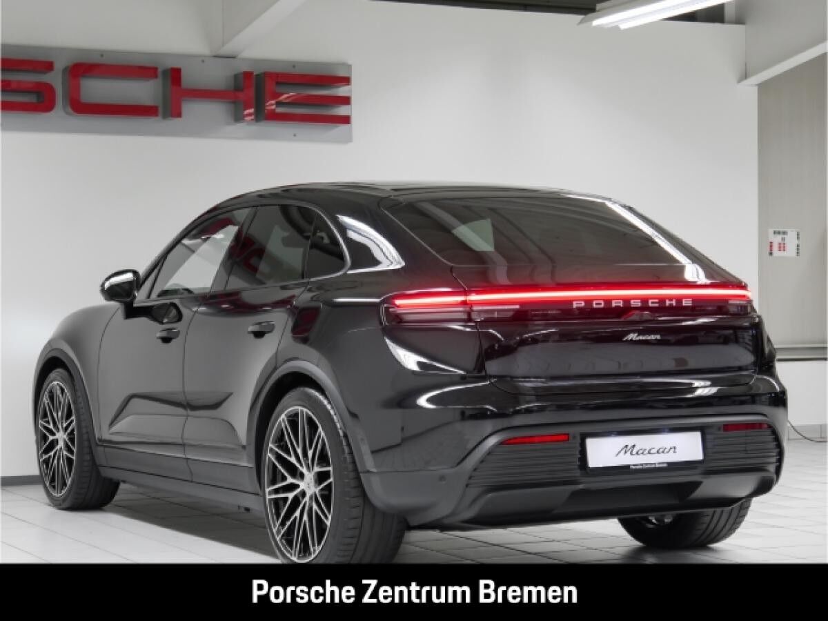 Porsche Macan Luftfed ACC Panodach BOSE Matrix LED
