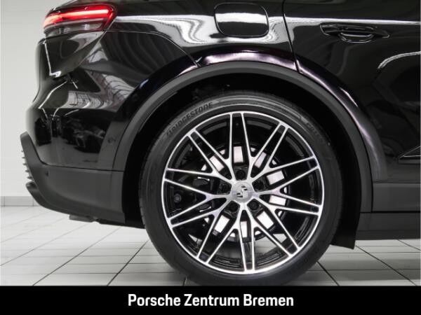 Porsche Macan Luftfed ACC Panodach BOSE Matrix LED