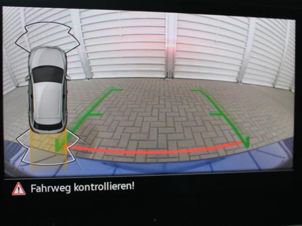 Volkswagen T-Roc 'R-Line' 1.5 l TSI OPF 7-G
