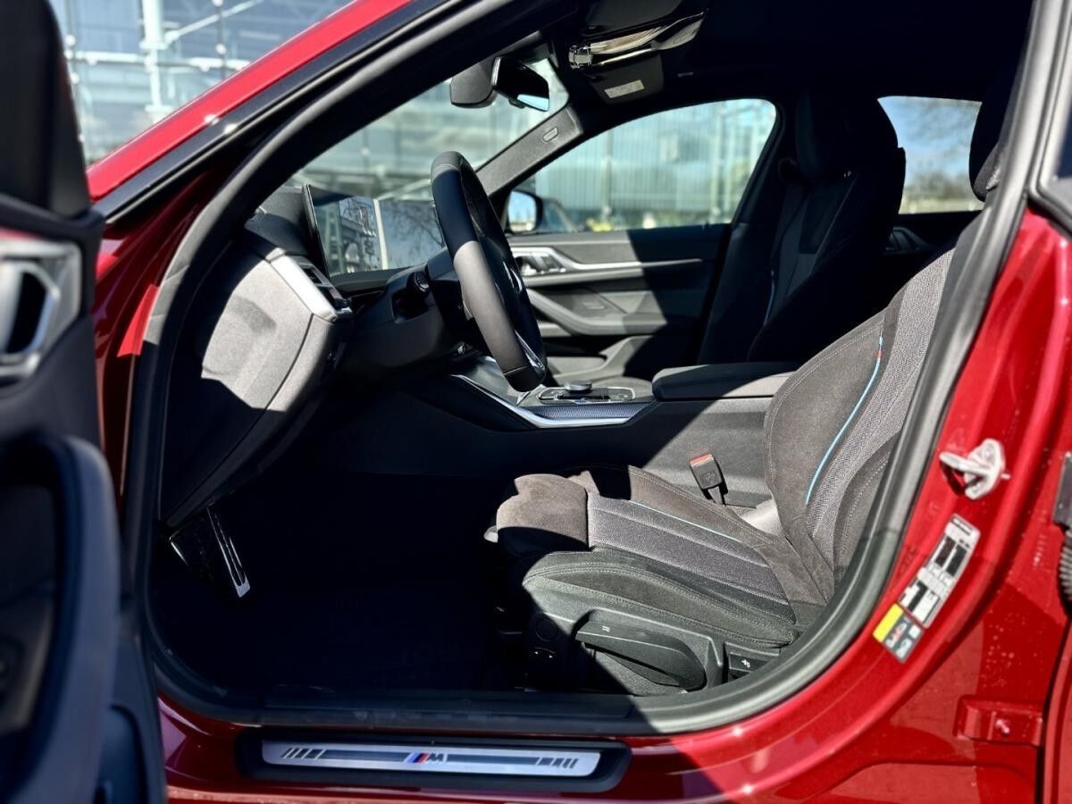 BMW i4 eDrive35 Gran Coupé M Sportpaket DAB LED GSD