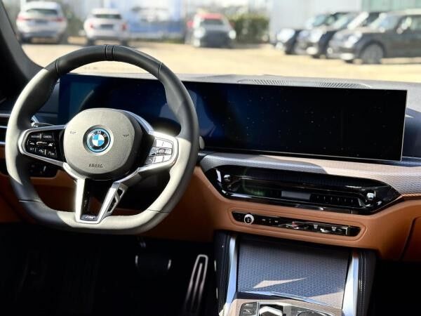 BMW i4 eDrive35 Gran Coupé M Sportpaket HiFi Driving Assistant