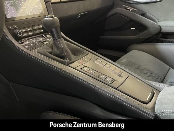 Porsche Cayman 718 GT4 RS