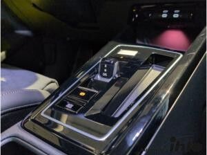 Volkswagen Golf VIII 2,0 TDI DSG Style AHK+18''+HEADUPDISPLAY