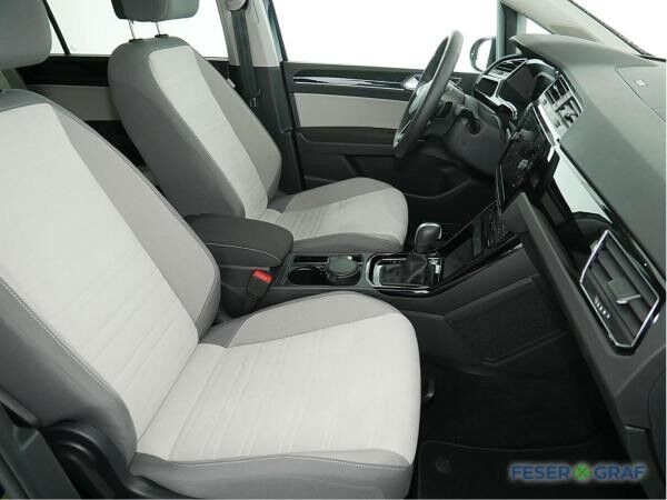 Volkswagen Touran Highline 2.0 TDI DSG Navi AHK Kamera LED