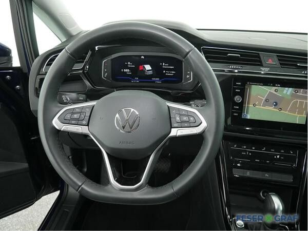 Volkswagen Touran Highline 2.0 TDI DSG Navi AHK Kamera LED