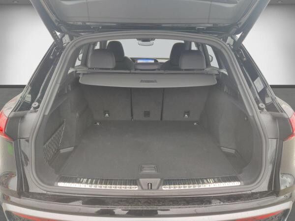 Audi Q5 SUV TDI *NEUES MODELL* S-Line TechPRO LuftFed
