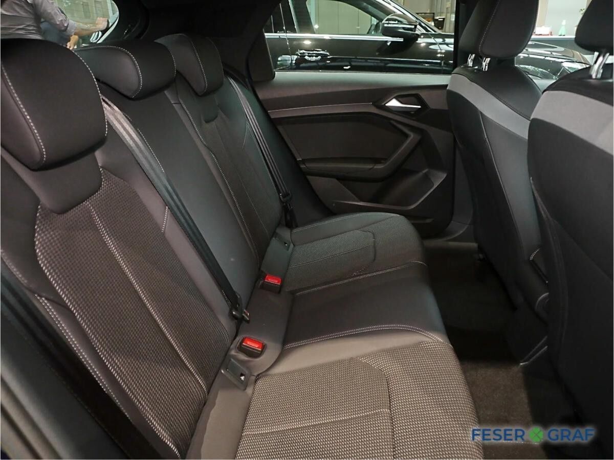 Audi A1 Sportback 30 TFSI S line Navi Sitzh. PDC RüKa