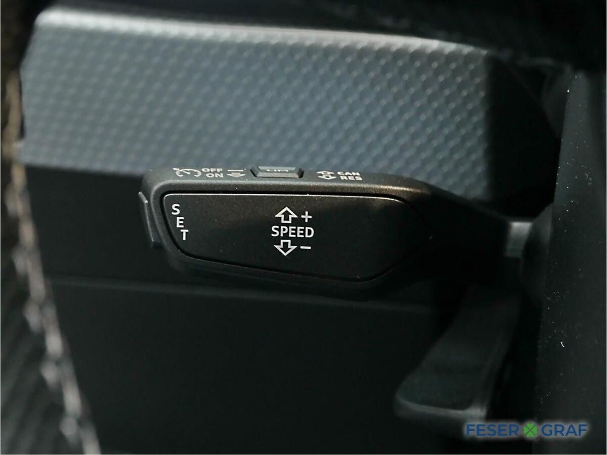 Audi A1 Sportback 30 TFSI S line Navi Sitzh. PDC RüKa