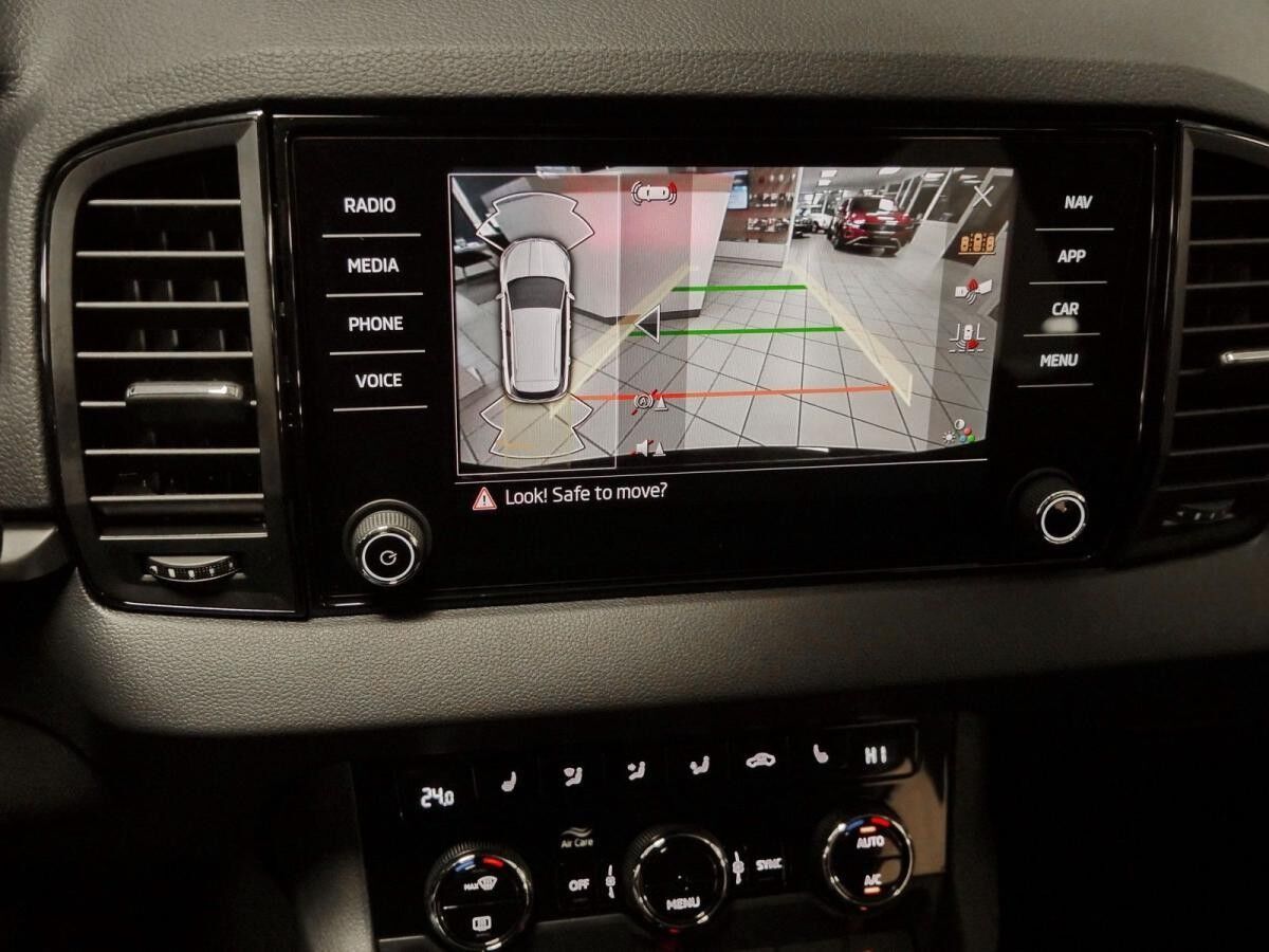 Skoda Karoq 1.5 TSI Elegance Kamera*SmartLink+*LED*GRA