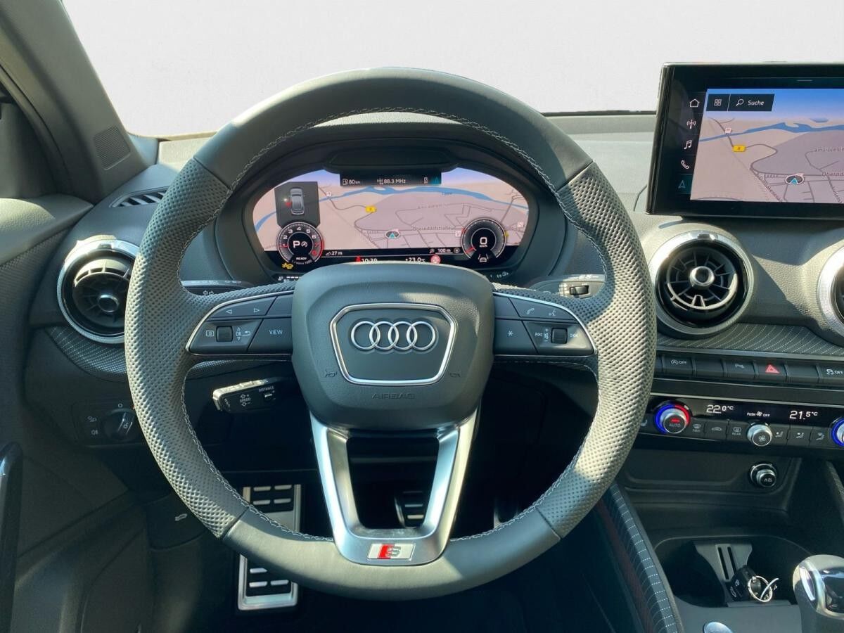 Audi Q2 35 TFSI S tronic 2x S line AHK Sonos Matrix