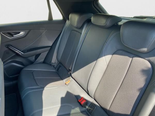 Audi Q2 35 TFSI S tronic 2x S line AHK Sonos Matrix
