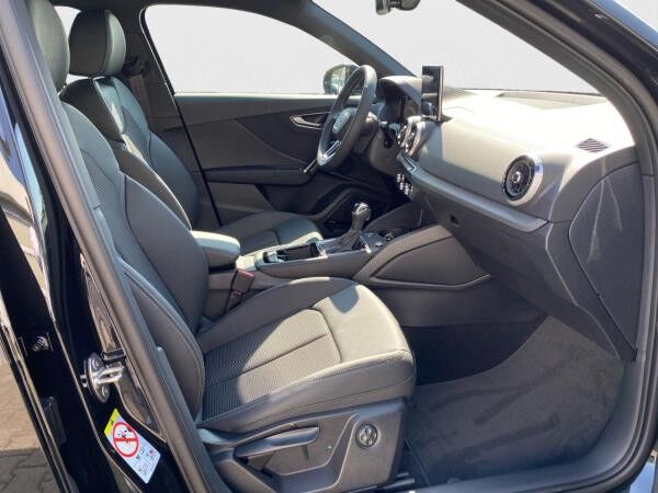 Audi Q2 35 TFSI S tronic 2x S line AHK Sonos Matrix