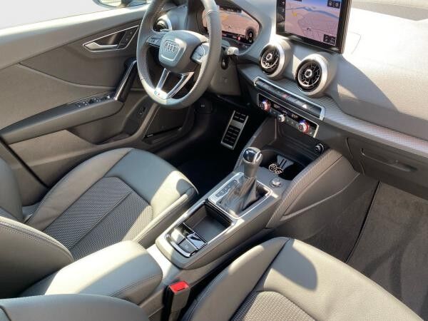 Audi Q2 35 TFSI S tronic 2x S line AHK Sonos Matrix